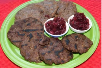 ஆரோக்கியத்தை தாறுமாறாக கொடுக்கும் ராகி அடை! 5 நிமிடத்தில் தயார்