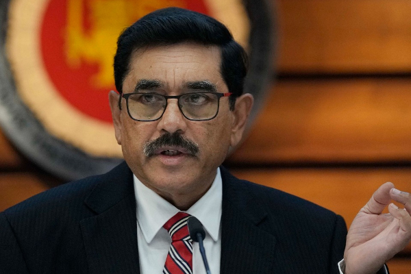 கடன் மறுசீரமைப்பின் மூலம் பெரிய ஒப்பந்தங்களுக்கு தயாராகும் இலங்கை | Sri Lanka Prepares For Big Deals