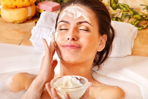 ஒரே வாரத்தில் முகத்தை வெள்ளையாக்க உதவும் தயிர்.., எப்படி பயன்படுத்துவது? | Curd Face Pack Helps To Get Skin Whitening