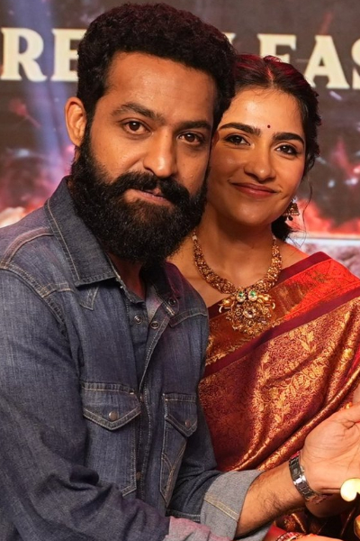 ஜூனியர் NTR அளவுக்கு இல்லை.. நடிகை ருக்மிணி வசந்த் குறித்து மேடையில் பேசிய தயாரிப்பாளர் | Producer Talk About Rukmini Vasanth And Junior Ntr