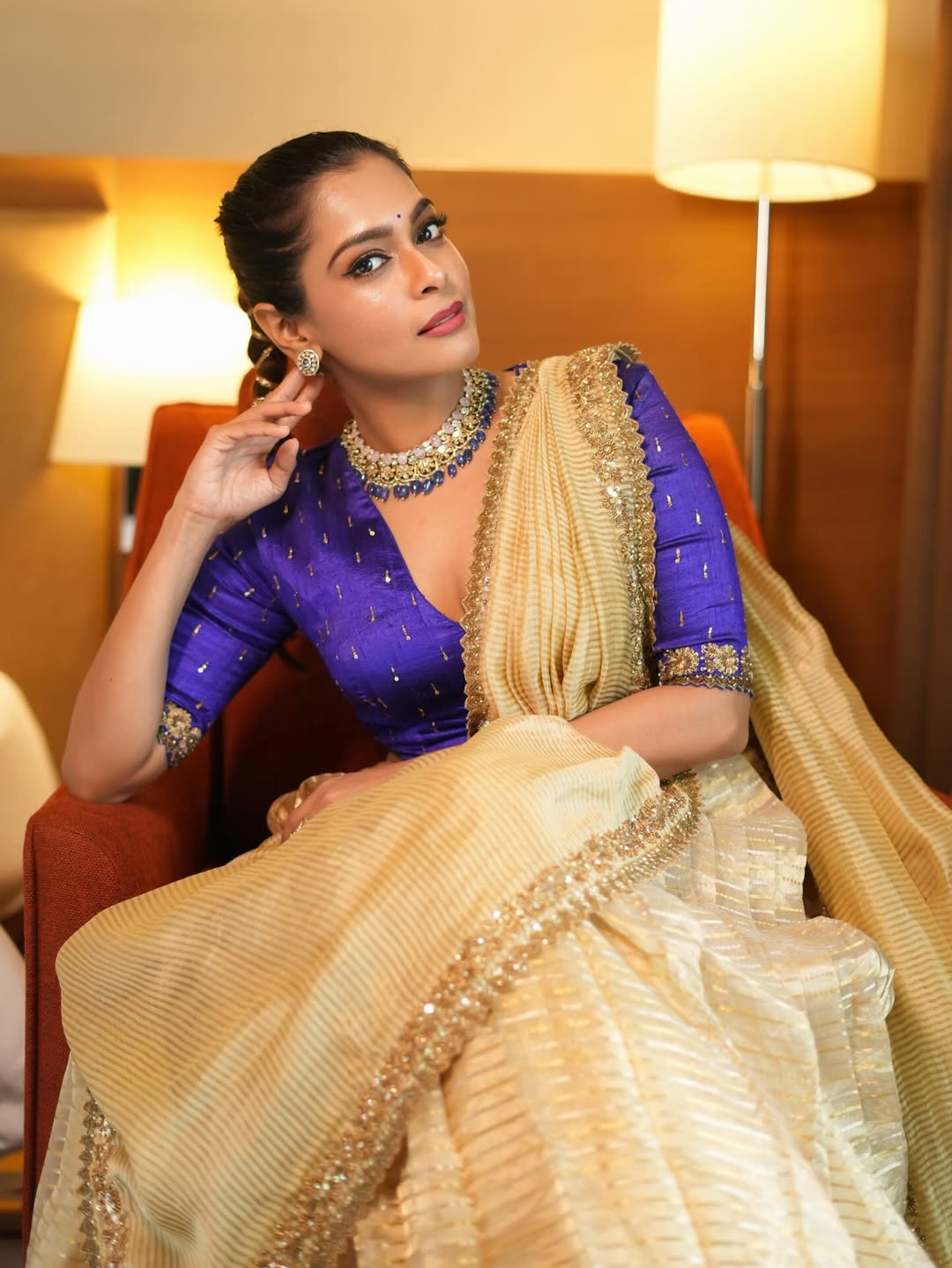 அசத்தலான லுக்கில் தொகுப்பாளினி Kiki விஜய்.. லேட்டஸ்ட் போட்டோஷூட்.. 1 Gallery