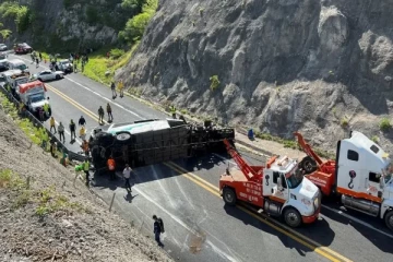மெக்சிகோவில் 10 அகதிகள் உயிரிழப்பு