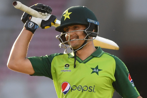 அதிரடியாக இடைநீக்கம் செய்யப்பட்ட பாகிஸ்தான் கிரிக்கெட் வீரர் | Pakistan Cricketer Faces Uk Probe Criminal Case