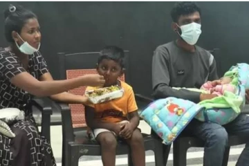 4 மாத கைக்குழந்தையுடன் தனுஷ்கோடி மணல்திட்டில் சிக்கித் தவித்த இலங்கை தமிழர்கள்..,