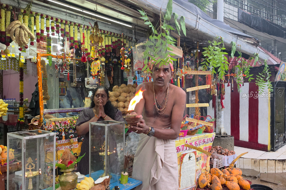 யாழில் விசேட ஆலயங்களில் பக்தர்கள் சூழ மானம்பூத் திருவிழா | Manampoo Festival At Special Temples In Jaffna யாழில் விசேட ஆலயங்களில் பக்தர்கள் சூழ மானம்பூத் திருவிழா | Manampoo Festival At Special Temples In Jaffna