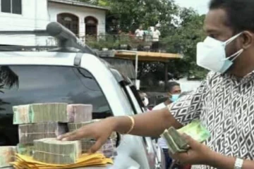 இலங்கையில் மக்களை வியப்பில் ஆழ்த்திய கர்ண பிரபு - ஒரு நாளில் இரண்டரை கோடி ரூபா