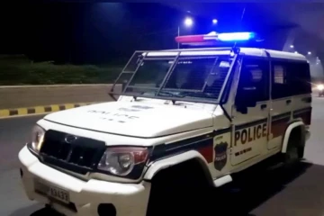 திருமண நினைவு நாளில் மனைவியை கண்டம் துண்டமாக வெட்டிய முதியவர்