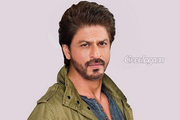 நடிகர் ஷாருக்கான் சமீபத்தில் அணிந்துவந்த T-Shirt விலை இத்தனை ஆயிரமா? | Actor Shahrukh Khan Hoodie T Shirt Price