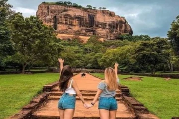 சுற்றுலாப் பயணிகளுக்காக திறக்கப்படும் காசியப்ப மன்னன் வாழ்ந்த குளிர் மாளிகை!