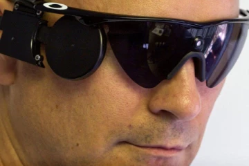 கண் பார்வையற்றவர்களுக்கு வரப்பிரசாதமாக அமைய இருக்கும் Phoenix 99