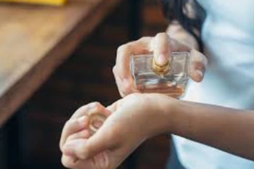 பாடசாலை மாணவிகள் ஐவர் வைத்தியசாலையில் அனுமதி