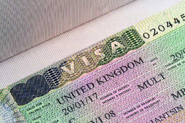 பிரித்தானியாவுக்கு பயணிப்போருக்கு ஒரு பயனுள்ள செய்தி | Uk To Fully Replace Visa Stickers By Evisa In 2026 பிரித்தானியாவுக்கு பயணிப்போருக்கு ஒரு பயனுள்ள செய்தி | Uk To Fully Replace Visa Stickers By Evisa In 2026