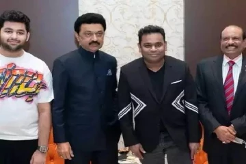 ஏ.ஆர்.ரகுமானின் மகன்   டி-சர்ட்டின் விலை இவ்வளவா?   வாய்பிழந்த ரசிகர்கள்!