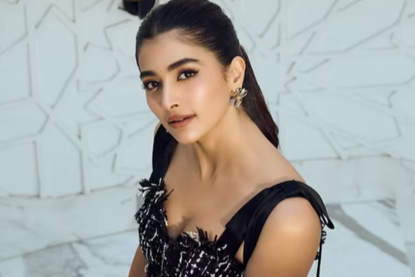 அந்த நடிகர் என்னை தொட முயன்றார், நான் அடித்துவிட்டேன்.. அதிர்ச்சி சம்பவத்தை கூறிய நடிகை பூஜா ஹெக்டே | Shocking Incident Happened To Pooja Hegde