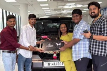 தனது மகனுக்காக புதிய கார் வாங்கியுள்ள பிரபல நடன இயக்குனர் கலா... வீடியோவுடன் இதோ
