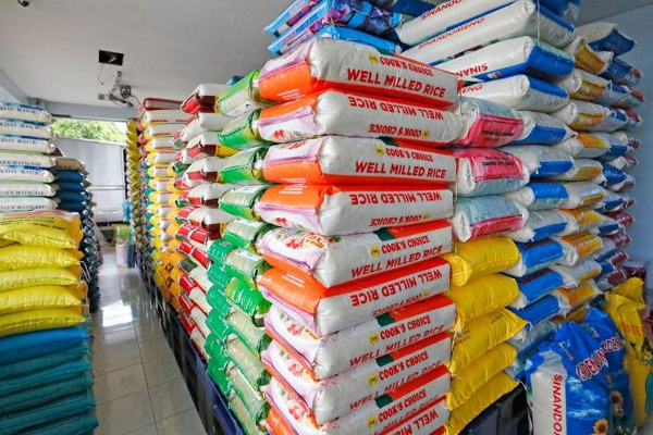 உணவு ஆணையாளர் திணைக்களத்தின் அதிரடி நடவடிக்கை | Government Store Not Paid Approved Fine Food Mp Sl