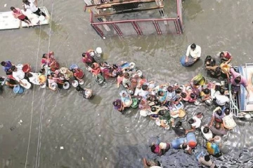 கனமழையால் நீச்சல் குளமானதா சென்னை? வைரலான புகைப்படம்- பிஜேபி பிரபலத்தை வச்சு செய்யும் நெட்டிசன்கள்