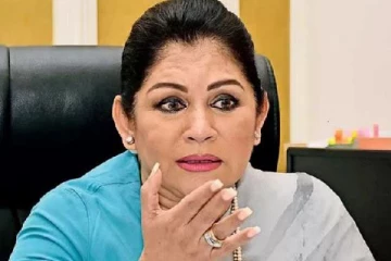 எதிர்காலத்தில் நாடு மேலும் பாதிக்கப்படுவதை தடுக்க முடியாது - ரோஷி சேனாநாயக்க