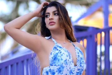 யாஷிகா ஆனந்த் வேற லெவல் கவர்ச்சி போட்டோஷூட்