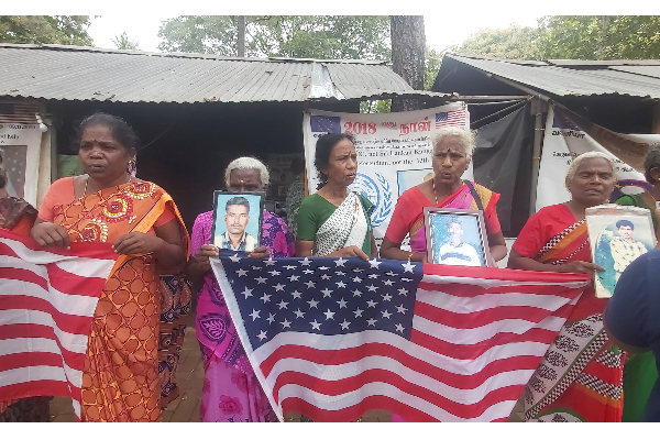 காணாமல் ஆக்கப்பட்ட பிள்ளைகளுக்கு முடிவின்றி எமக்குத் தீபாவளி இல்லை! வவுனியாவில் உறவுகள் கதறல் (Video) | Srilanka Missing Person Protest Vavniya