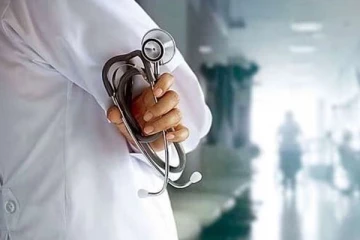 இந்த ஆண்டில் மட்டும் ஏறக்குறைய ஆயிரம் வைத்தியர்கள் சேவையில் இருந்து விலகியுள்ளதாக தகவல்