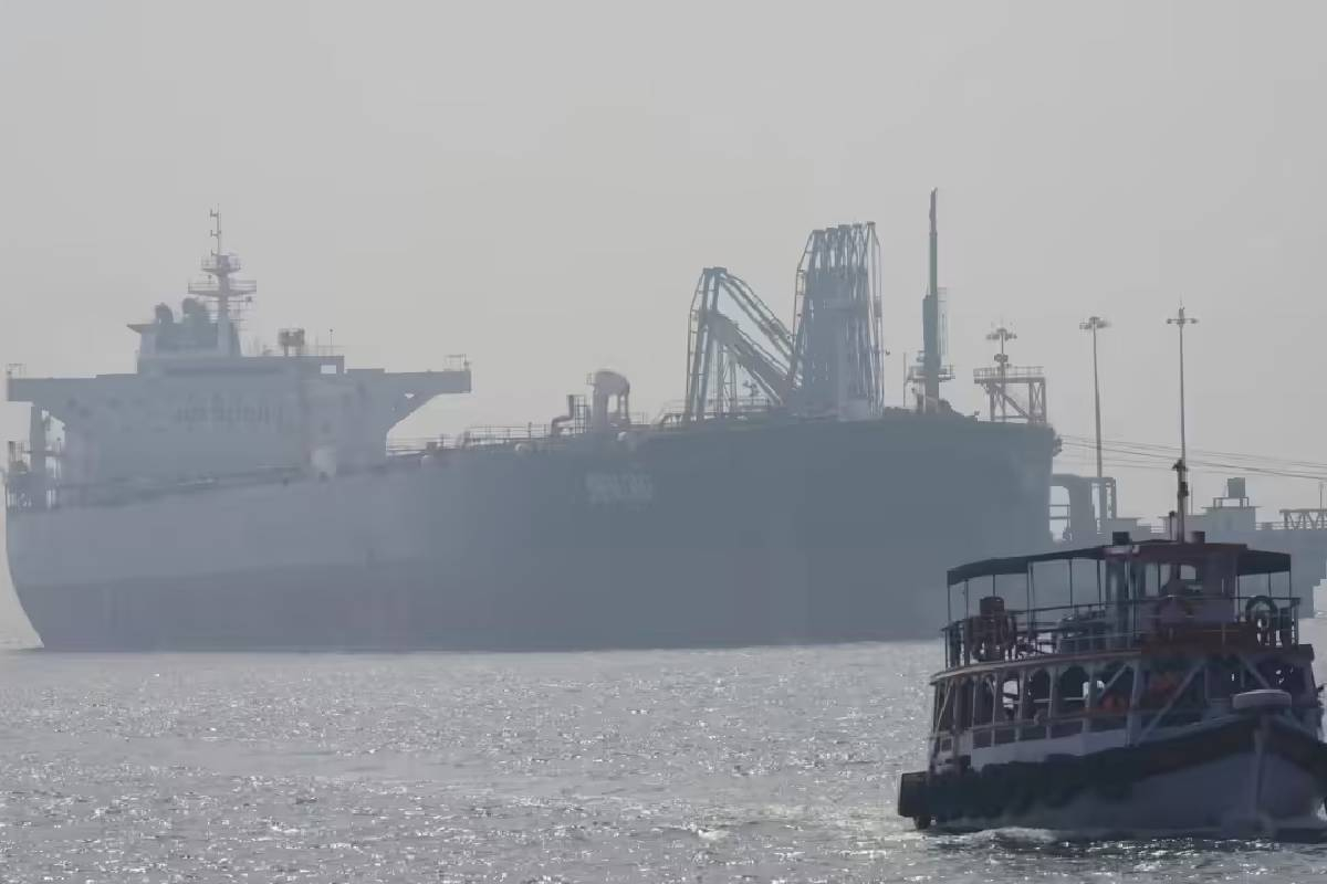 இலங்கைக்கு முதன்முறையாக வந்து சேர்ந்தது அமெரிக்க மசகு எண்ணெய் :ரஷ்யாவை கைவிட்டது அரசு | American Lubricants Arrive In Sri Lanka