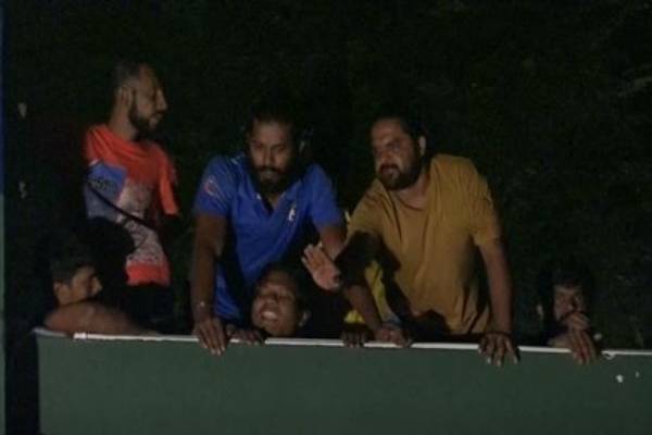 சிறப்பு முகாமில் இலங்கையர்கள் மீண்டும் போராட்டம்! | Sri Lankans Protest Special Camp Tricy