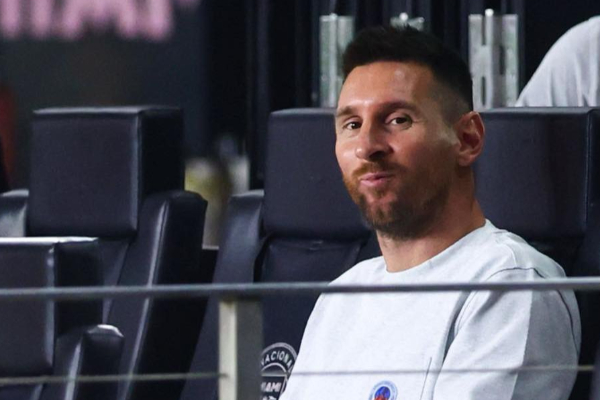 G.O.A.T இந்தியா டூர்: மெஸ்ஸியுடனான சிறப்பு புகைப்படத்துக்கு பத்து இலட்சம் ரூபா | Goat Tour To India Tiket Booking Lionel Messi G.O.A.T இந்தியா டூர்: மெஸ்ஸியுடனான சிறப்பு புகைப்படத்துக்கு பத்து இலட்சம் ரூபா | Goat Tour To India Tiket Booking Lionel Messi