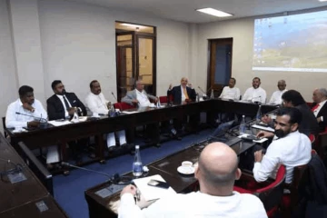දෙමළ භාෂිත දේශපාලන පක්ෂ හයක් ජනාධිපති හමුවක් ඉල්ලයි