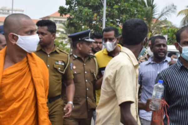 9 ஆம் திகதி தாக்குதலை தடுக்க வேண்டாம் என கூறியது  யார்;  தேசபந்துவின் தொலைபேசியை துருவும் சிஐடி! | Who Said Not To Stop The Attack On The 9Th Cid