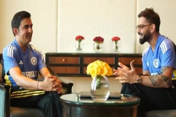 கம்பீரின் பதிலால் அதிர்ந்து போன கோலி - இணையத்தை கலக்கும் வீடியோ!