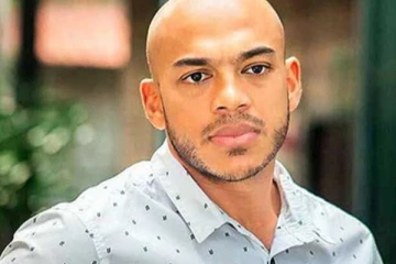 යෝෂිත රාජපක්ෂ පිස්තෝල සියල්ලම බාරදෙයි..