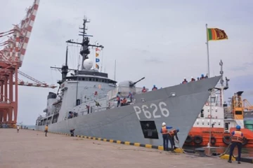 ஹெரோயின் போதைப்பொருள் கடத்தலில் 10 பேர் கடற்படையினரால் கைது