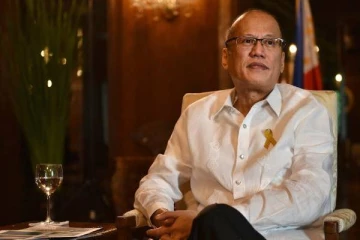 பிலிப்பைன்ஸ் நாட்டின் முன்னாள் ஜனாதிபதி காலமானார்!