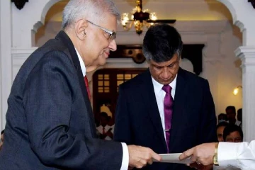 சர்வக்கட்சி அரசாங்கத்தில் இணையுமாறு ஐ.மக்கள் சக்திக்கு அழைப்பு:8 அமைச்சு பதவிகள் வழங்கப்படும் என உறுதி