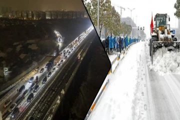 சீனாவில் பனிப்பொழிவால் சாலைகளில் கடும் போக்குவரத்து நெரிசல்