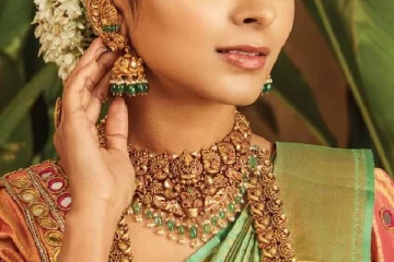 மக்களே தங்கம் வாங்க இதுதான் சரியான நேரம் - எவ்வளவு தெரியுமா?