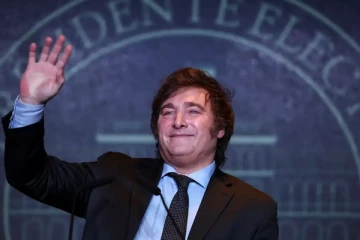 ஆா்ஜென்டீனா அதிபராகிறாா் ஜேவியா் மிலேய்!