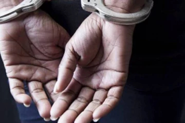 பிரான்ஸ் சிறைச்சாலையில் கஞ்சா விற்பனையில் ஈடுபட்ட அதிகாரி