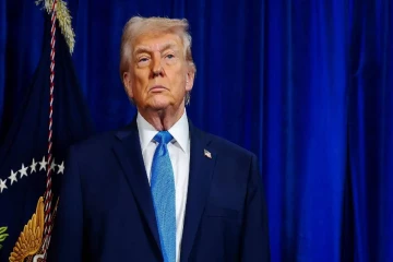 பாகிஸ்தான் பயணத்தை ரத்து செய்யுமாறு டொனால்ட் ட்ரம்ப் அறிவுறுத்தல்