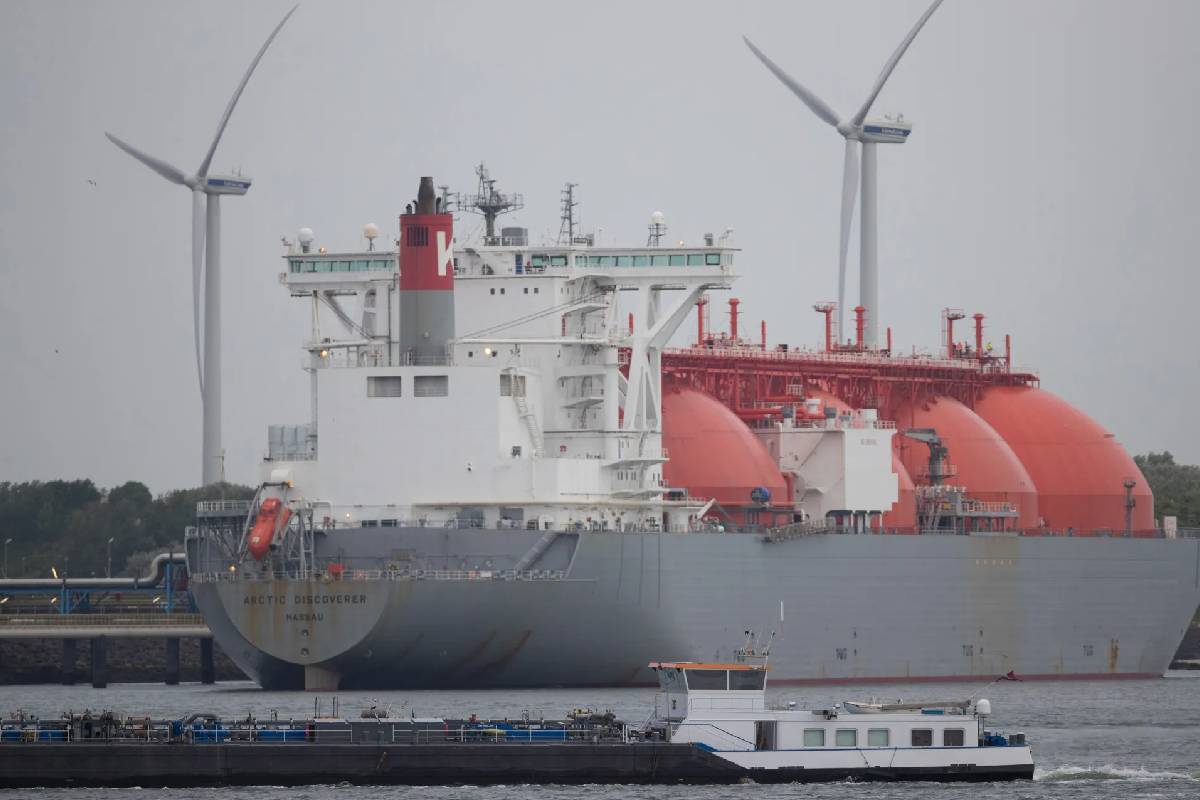 ஆசிய நாடுகளுக்கு 40 சதவீத தள்ளுபடியில் எரிவாயு... ரஷ்யாவின் பலே திட்டம் | Russia Offers Discount On Gas