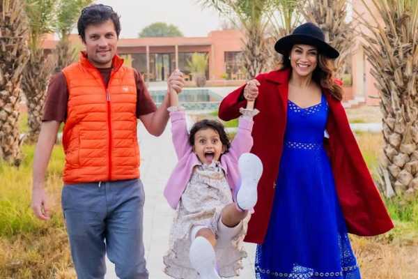 குடும்பத்துடன் ராஜஸ்தானுக்கு அவுட்டிங்!! 43 வயதான ஸ்ரேயா சரணின் புகைப்படங்கள்.. | 43 Age Actress Shriya Saran Recent Family Outing