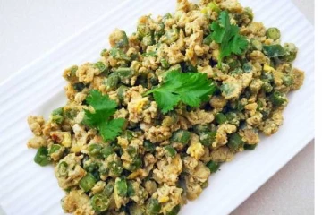 நாவூறும் சுவையான கேரட் முட்டை பொறியல் - 5 நிமிடத்தில் செய்வது எப்படி?