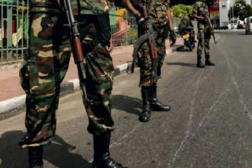 யாழ் முகாமிலிருந்த இராணுவ அதிகாரிக்கு நேர்ந்த சோகம் ; நிர்கதியான பிள்ளைகள்