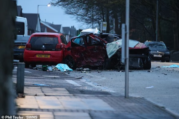 road-crash-in-bolton-uk-four-killed