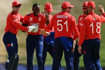 19 பந்தில் முடிந்த மேட்ச்..இங்கிலாந்து அசுர வெற்றி - பஞ்சரான ஓமன்