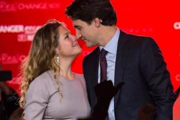 மனைவியை பிரிகின்றேன்; கனடா பிரதமர் ஜஸ்டின் ட்ரூடோ அறிவிப்பால் அதிர்ச்சி!