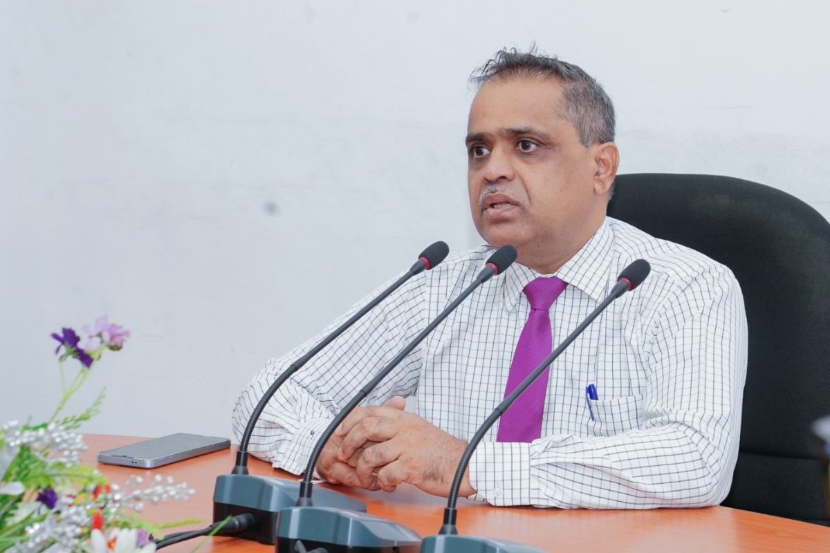 தேசிய கல்வி நிறுவனத்தின் புதிய பணிப்பாளர் நாயகம் கடமைகளைப் பொறுப்பேற்றார் | New Director General Of N I E Assumes Duties