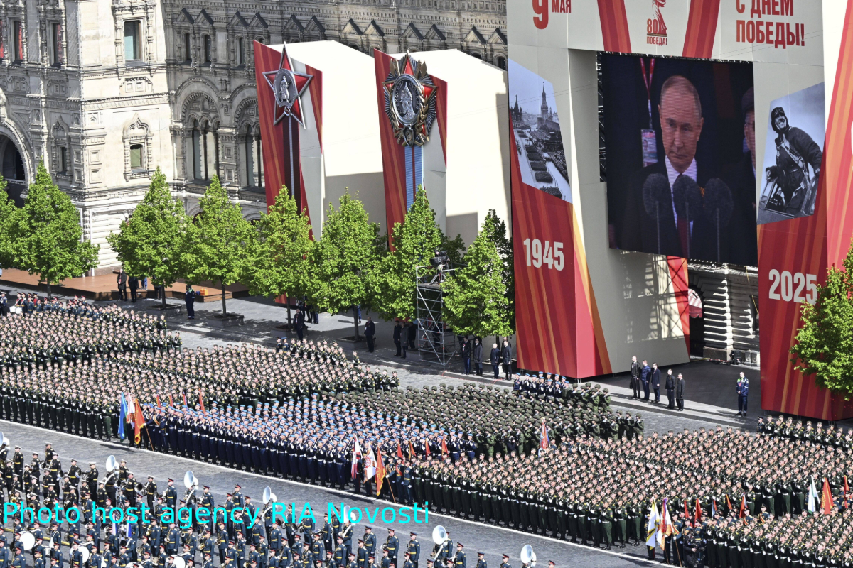 No army vehicles in moscow parade