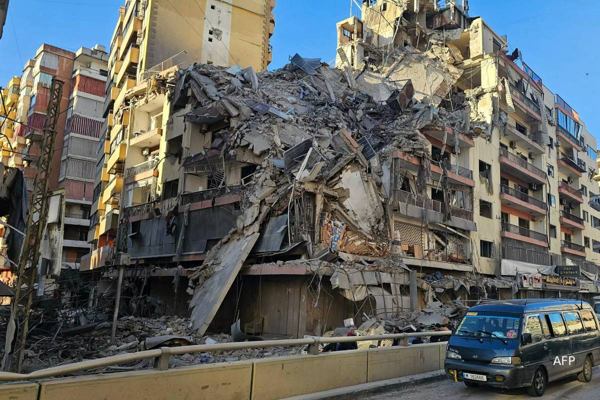 இறுகும் ஈரான் போர்... மத்திய கிழக்கில் Doomsday அணுசக்தி விமானங்களை களமிறக்கிய ட்ரம்ப் | Trump Deploys Doomsday Planes